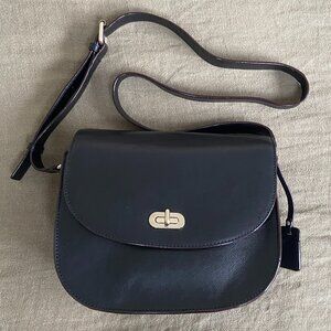 Gently Used Lo & Sons Claremont Camera Bag